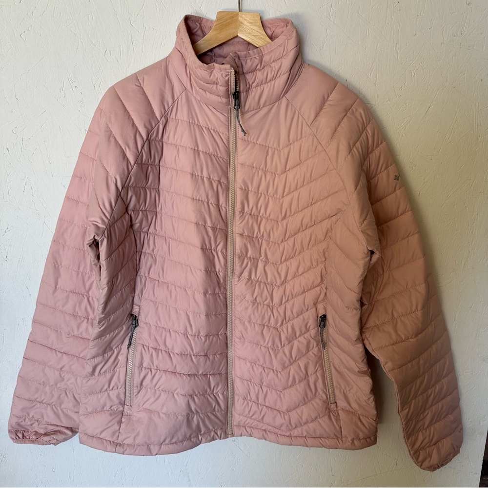 Columbia Women's Puffer Jacket - Light Pink - Picture 9 of 10